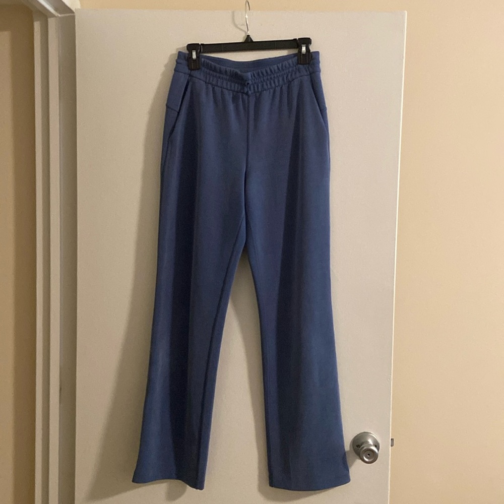 Lululemon Velour SoftExtreme Straight leg pants